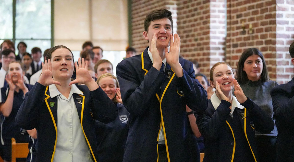 Blue Mountains students experience ‘good vibes’ at Mountains Live | CathEd Parra