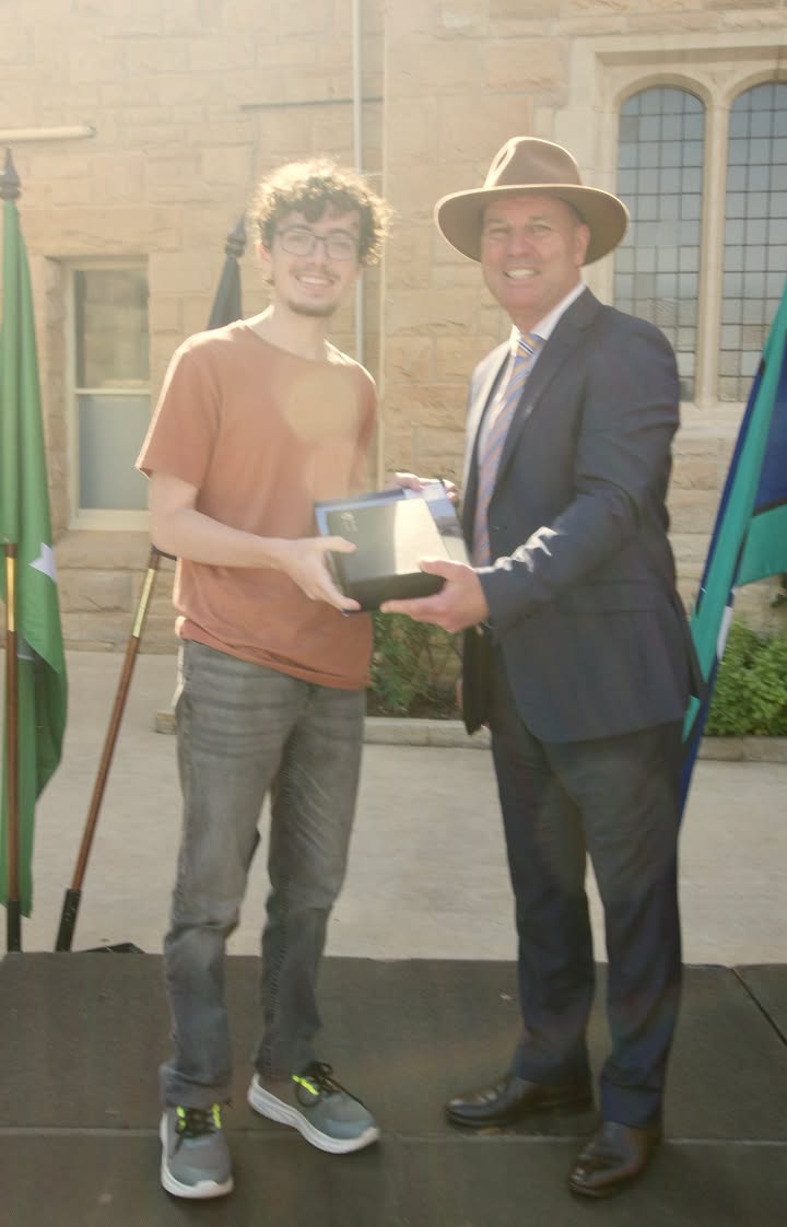 1079941253928892_1399356371987377-1